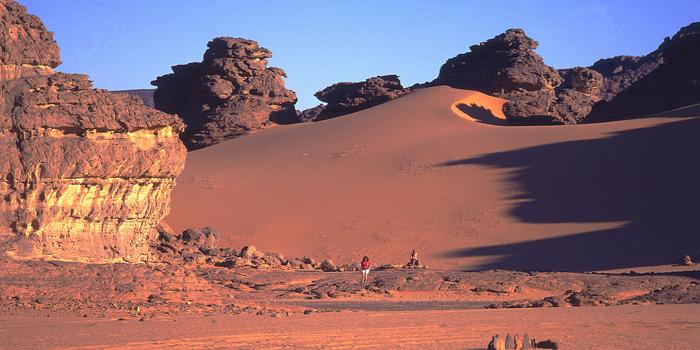 Fossa comune in Libia: tragedia dei migranti nel deserto