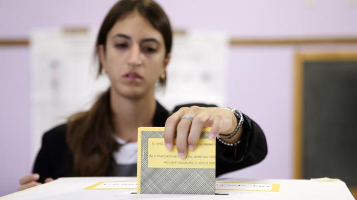 Voto obbligatorio a 16 anni in Belgio: norme e sanzioni