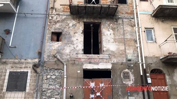 La palazzina sequestrata a Favara