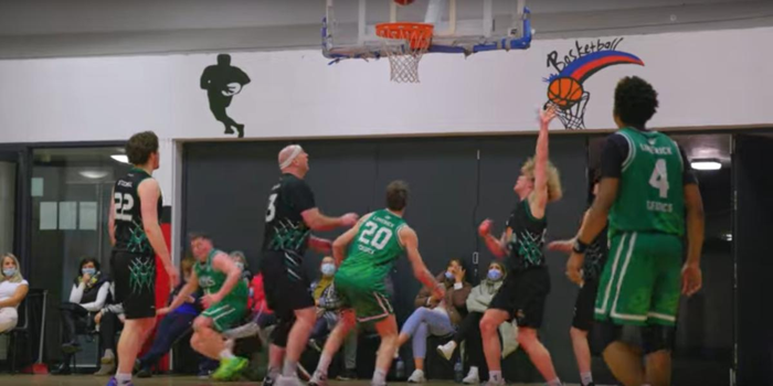 Rigiocheranno gli ultimi 0,3 secondi: la controversa decisione nel basket irlandese