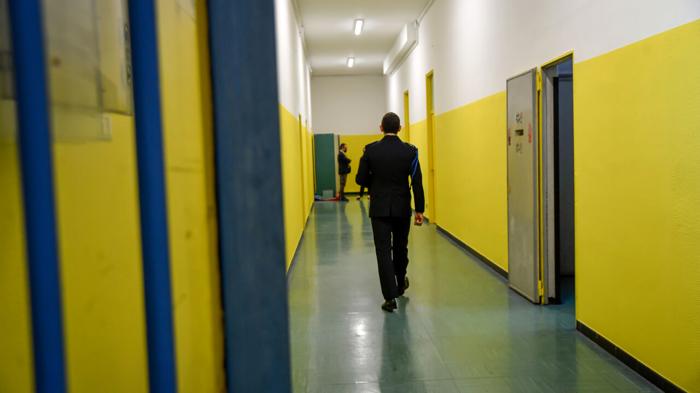 Emergenza suicidi in carcere: la necessità di un cambiamento radicale