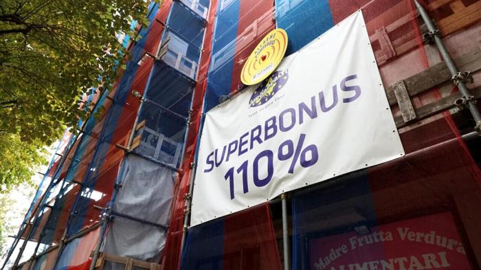 Superbonus in Italia: Impatto Economico e Critiche