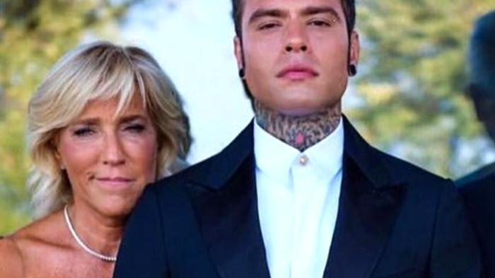 Fedez: Accuse, polemiche e ossessioni mediatiche