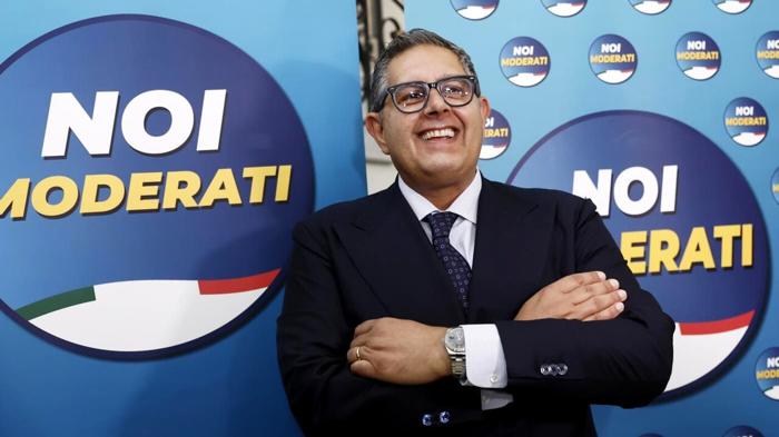 Indagine su Giovanni Toti: Finanziamenti Illeciti e Accuse di Corruzione