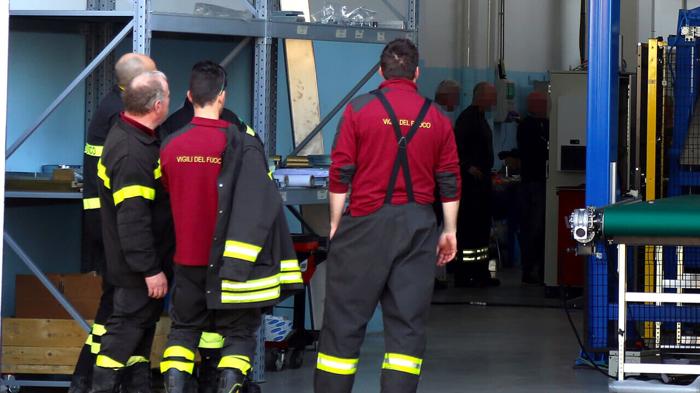 Tragedia sul lavoro: morto autista schiacciato dal camion