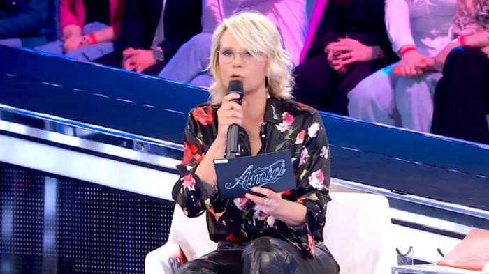 Finale di Amici: sfide, premi e ospiti speciali