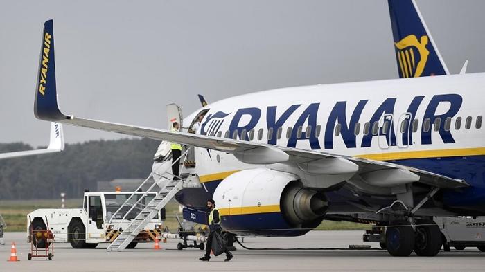 Incendio a bordo: atterraggio d’emergenza su volo Ryanair