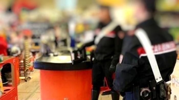 Aggressione in supermercato a Civezzano: uomo accoltellato in fila alle casse