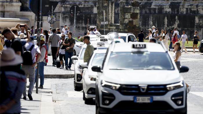 Sciopero nazionale dei tassisti: difesa del futuro lavorativo e protesta a Roma