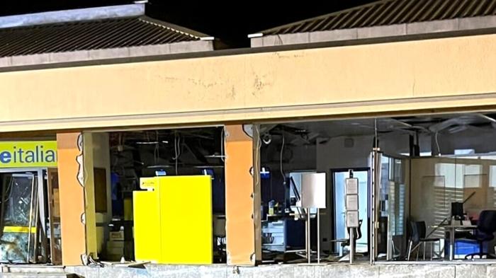 Esplosione all’ufficio postale di Brugherio: la notte del colpo