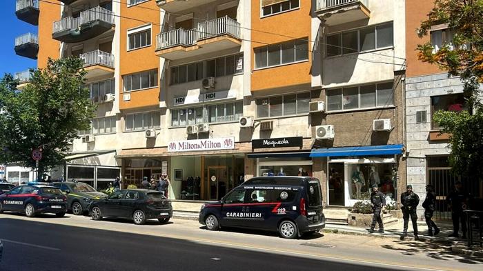 Via Notarbartolo a Palermo, il luogo dell'omicidio-suicidio