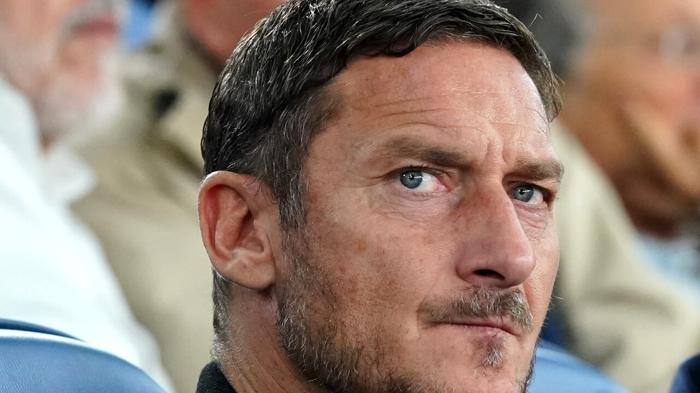 Francesco Totti: Controversia Fiscale e Divorzio con Ilary Blasi