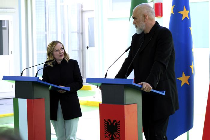 giorgia-meloni-edi-rama-lapresse-2