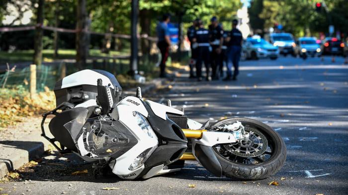 Tragico incidente sulla statale 125: morto giovane motociclista