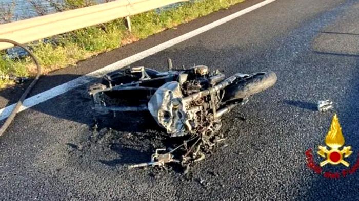 Tragico incidente stradale nel sud della Sardegna: morto giovane motociclista