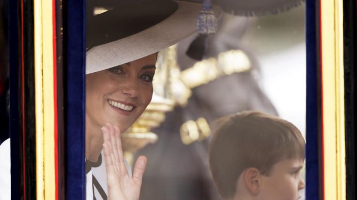 La forza e la grazia della principessa Kate: presenza alla parata di Trooping the Colour