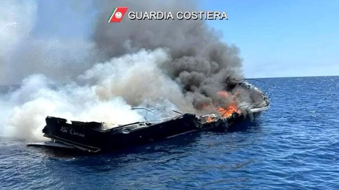 Incendio e affondamento di yacht di lusso all’Isola d’Elba