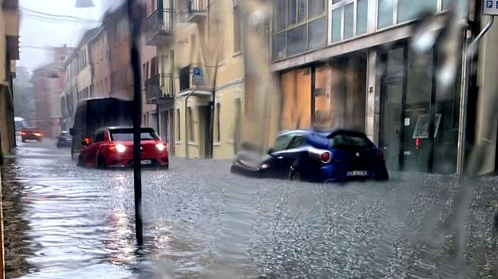 Maltempo in Italia: Allerta rossa nel Nord e Centronord