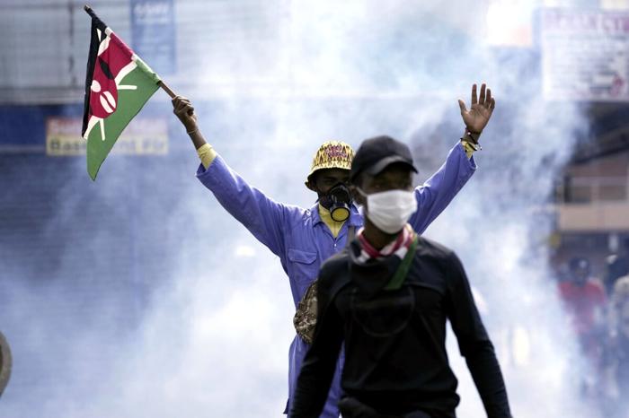 Manifestanti a Nairobi, Kenya (LaPresse)