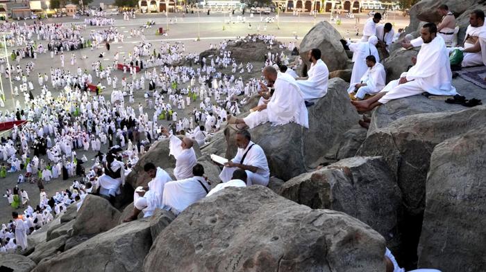 Caldo estremo durante l’hajj: aumento delle vittime