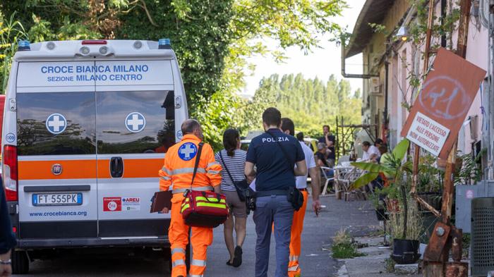 Tragica morte di un professore nella scuola media Giambattista Vico a Milano