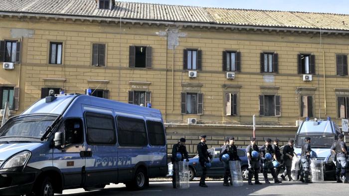 Rivolta a Regina Coeli: Urgenza di Riforme nel Sistema Carcerario