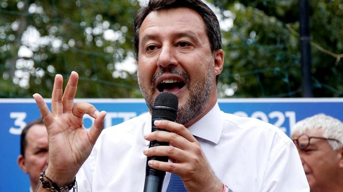 Salvini critica Macron: tensioni nel centrodestra italiano