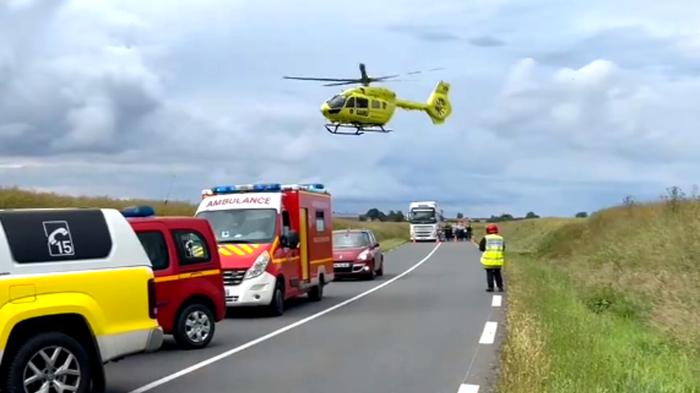 Tragedia stradale in Francia: sette vittime tra giovani e anziani