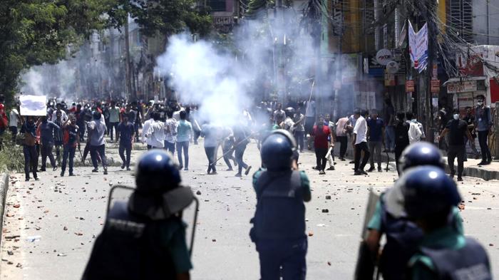 Proteste studentesche e violenze in Bangladesh: la crisi delle assunzioni privilegiate