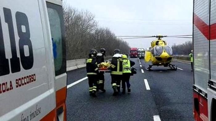 Grave incidente: Ambulanza travolta da auto in provincia di Rovigo