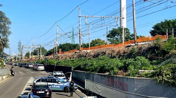 incidente treno parma