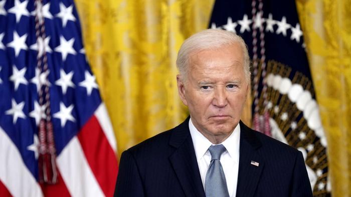 La battaglia politica di Biden: resistere alle pressioni e prepararsi per il futuro