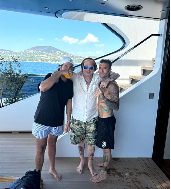 La foto pubblicata da Fedez