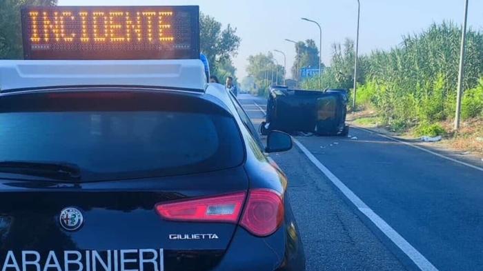 Tragico incidente a Giugliano in Campania: madre denunciata per omicidio stradale