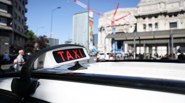 Truffa in taxi a Spalato: turiste italiane vittime di tariffe abusive