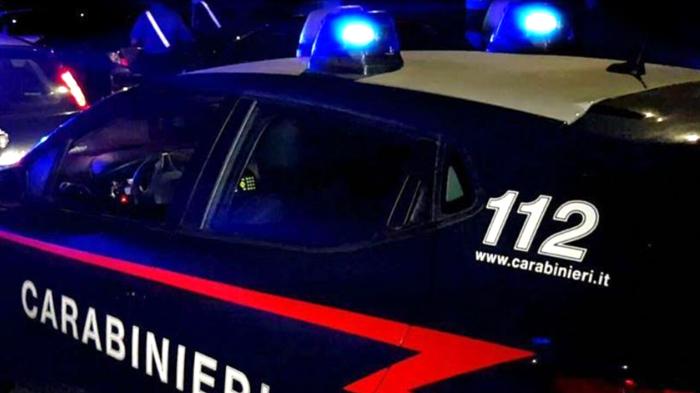 Rapina a Mugnano: 17enne gravemente ferito