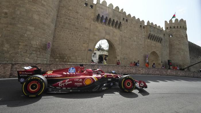 Charles Leclerc conquista la pole position a Baku