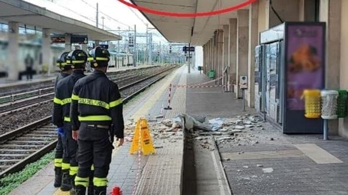 Incidente alla stazione ferroviaria di Monza: uomo ferito dal crollo di una pensilina