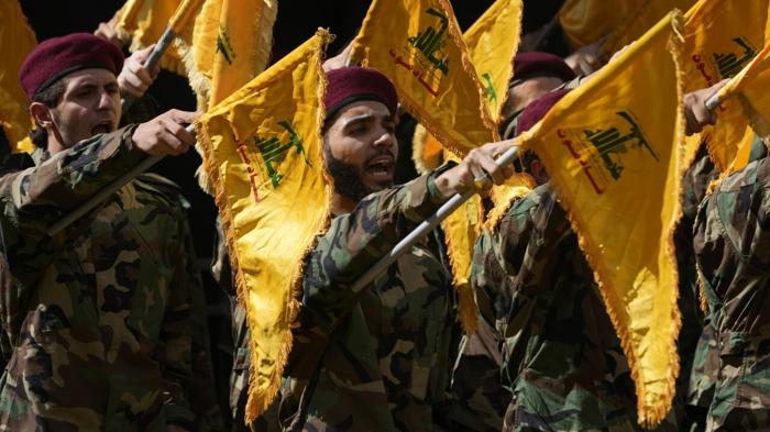 Hezbollah: Potenza Militare e Sfide in Medio Oriente