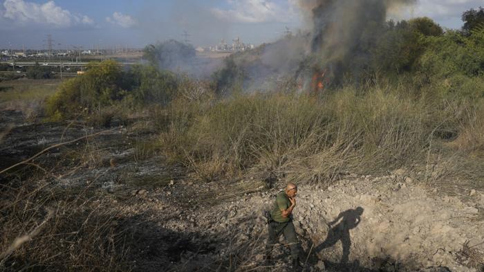 Missile balistico colpisce Israele: tensione al confine con il Libano