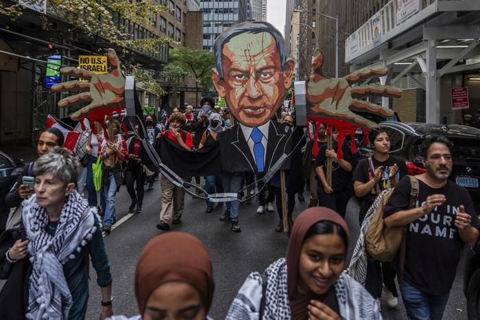 Netanyahu-protesta-lapresse-2