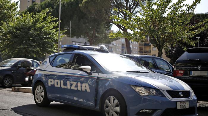 Faida familiare a Napoli: Aggressione e arresti