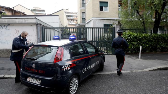 Infermiera accoltellata in centro salute mentale: episodio di violenza