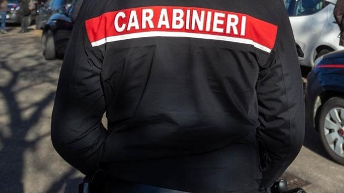 Carabiniere laureato impedisce rapina a turista a Roma Centro