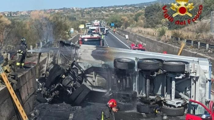 Tragico incidente stradale sulla statale 284: due vittime