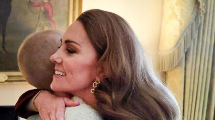 Kate Middleton: Un Gestore di Speranza e Solidarietà