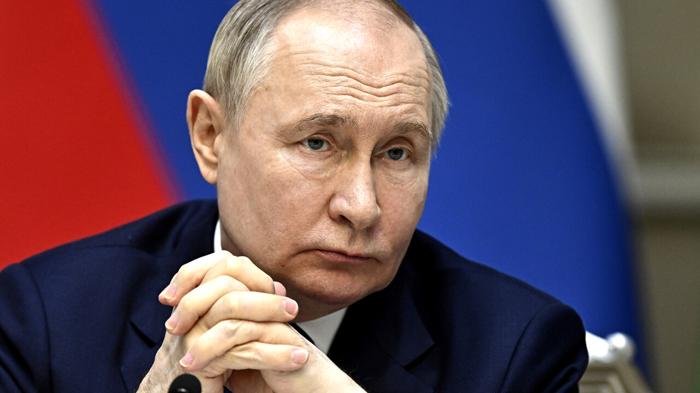 Putin introduce amnistia per coscritti: ecco chi beneficia